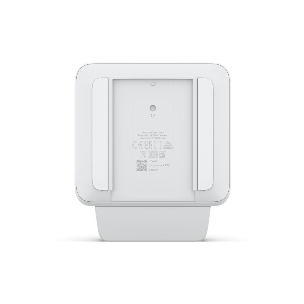 Ubiquiti UniFi 5 Port PoE L2 Ethernet Switch With 4x GbE PoE+ and 1x GbE PoE++ Input Port For Power 5